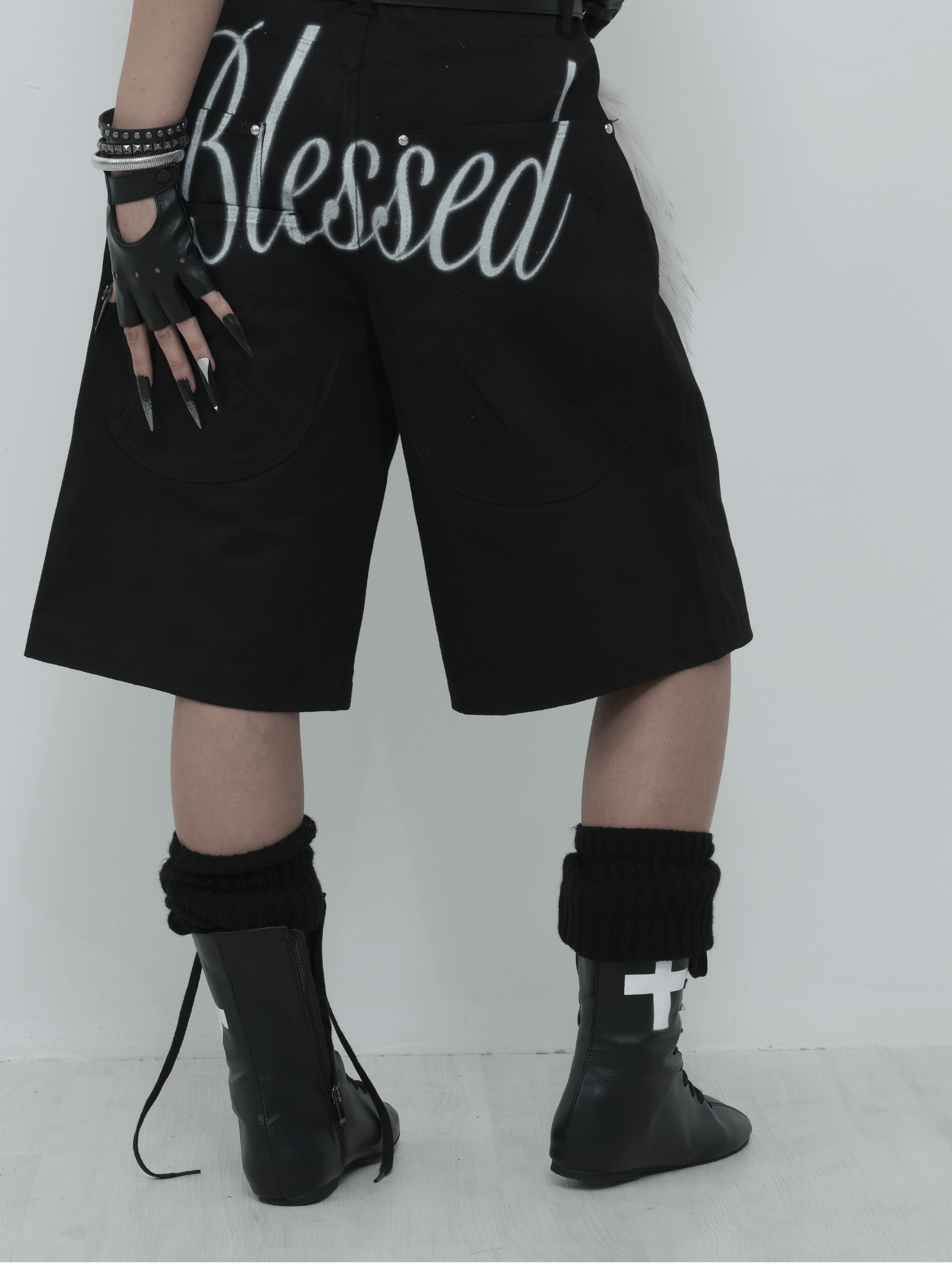 Savior boots